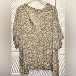 Floral Print Pullover Plus Blouse